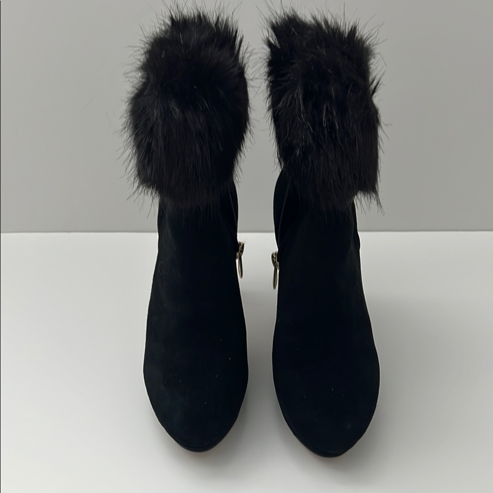 Adrienne Vittadini Elegant Black Fur-Trimmed Ankle Boots